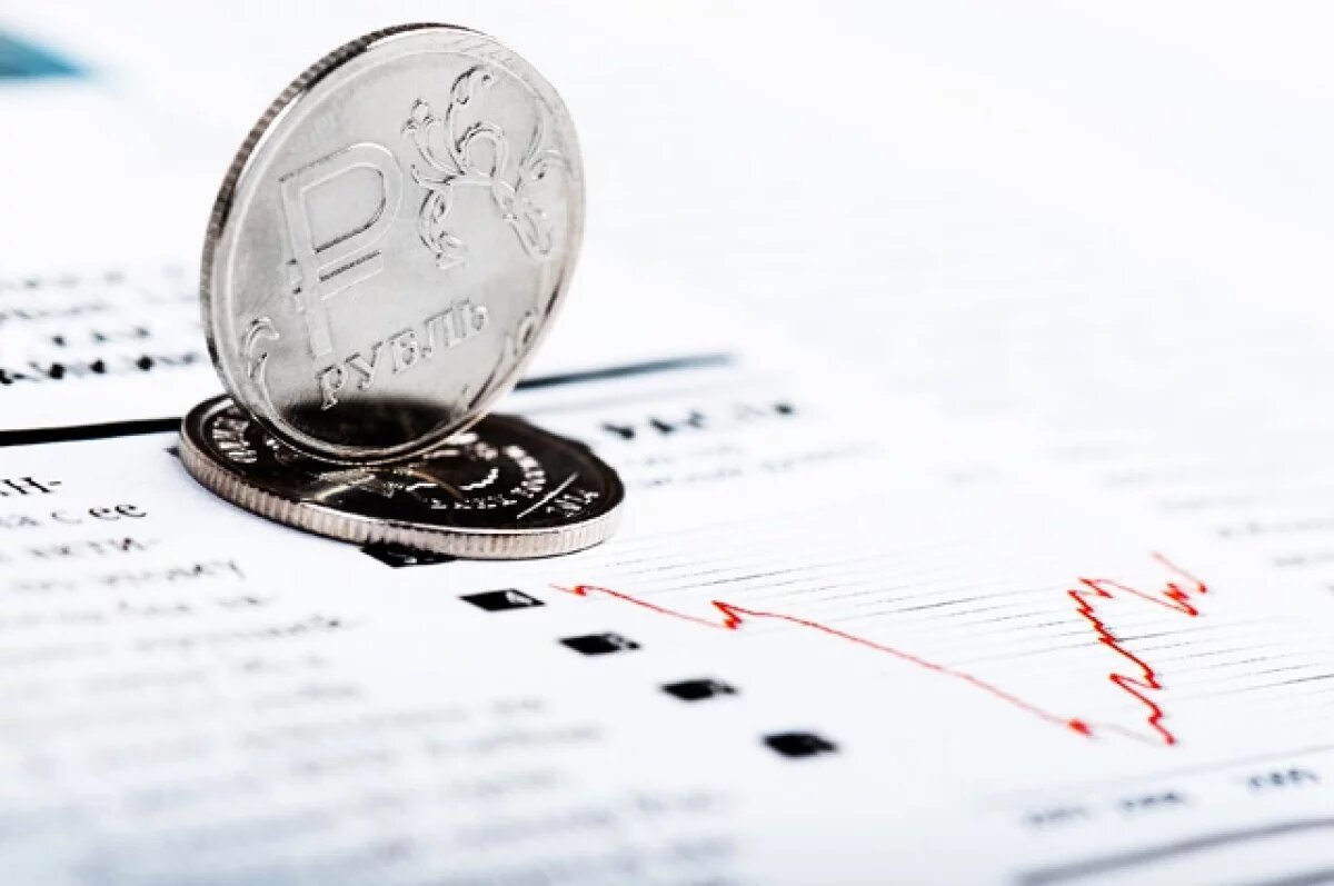    Только с начала октября рубль к доллару укрепился на 6,8%.