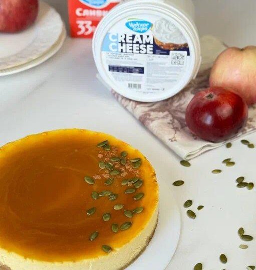 Самый осенний десерт — тыквенный чизкейк с карамелью