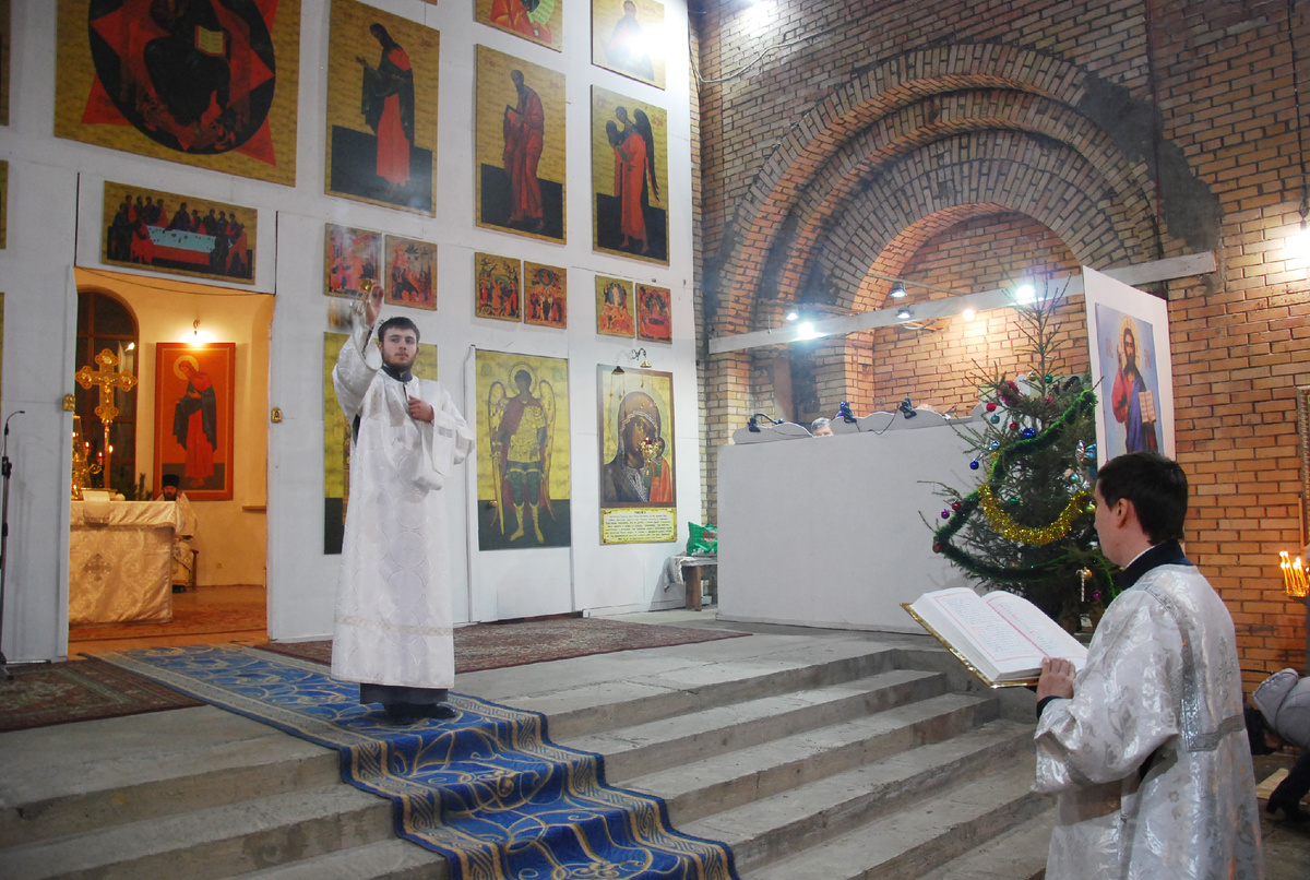 Праздничное богослужение в Казанском храме