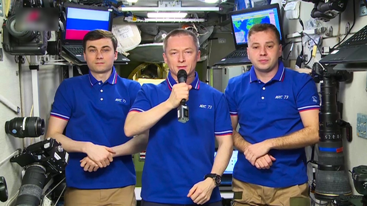    Сергей Рыжиков описал вид с МКС специально для незрячих людей