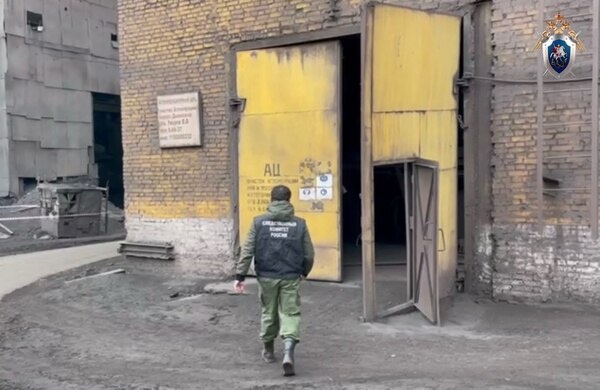    По факту гибели троих рабочих после ЧП на «Уральской Стали» в Новотроицке возбуждено уголовное дело