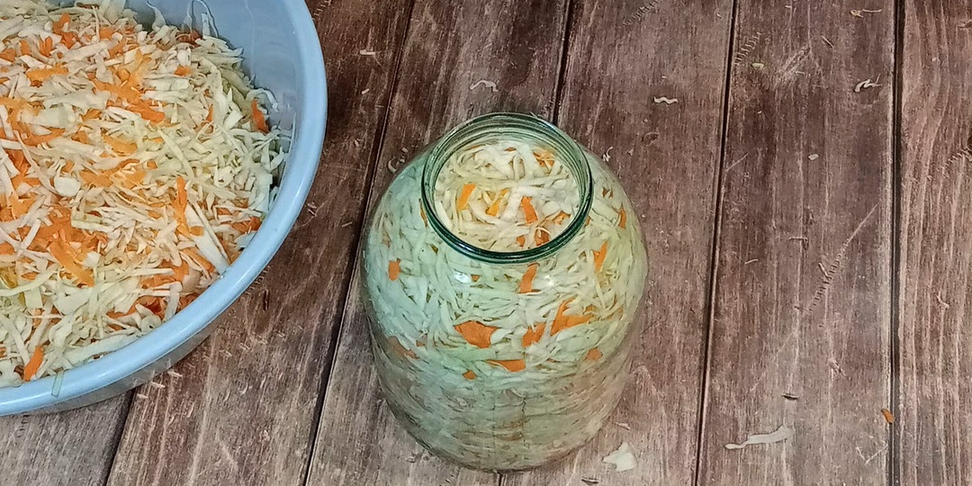 Хрустящая и идеальная: Секреты квашеной капусты от Похлёбкина.