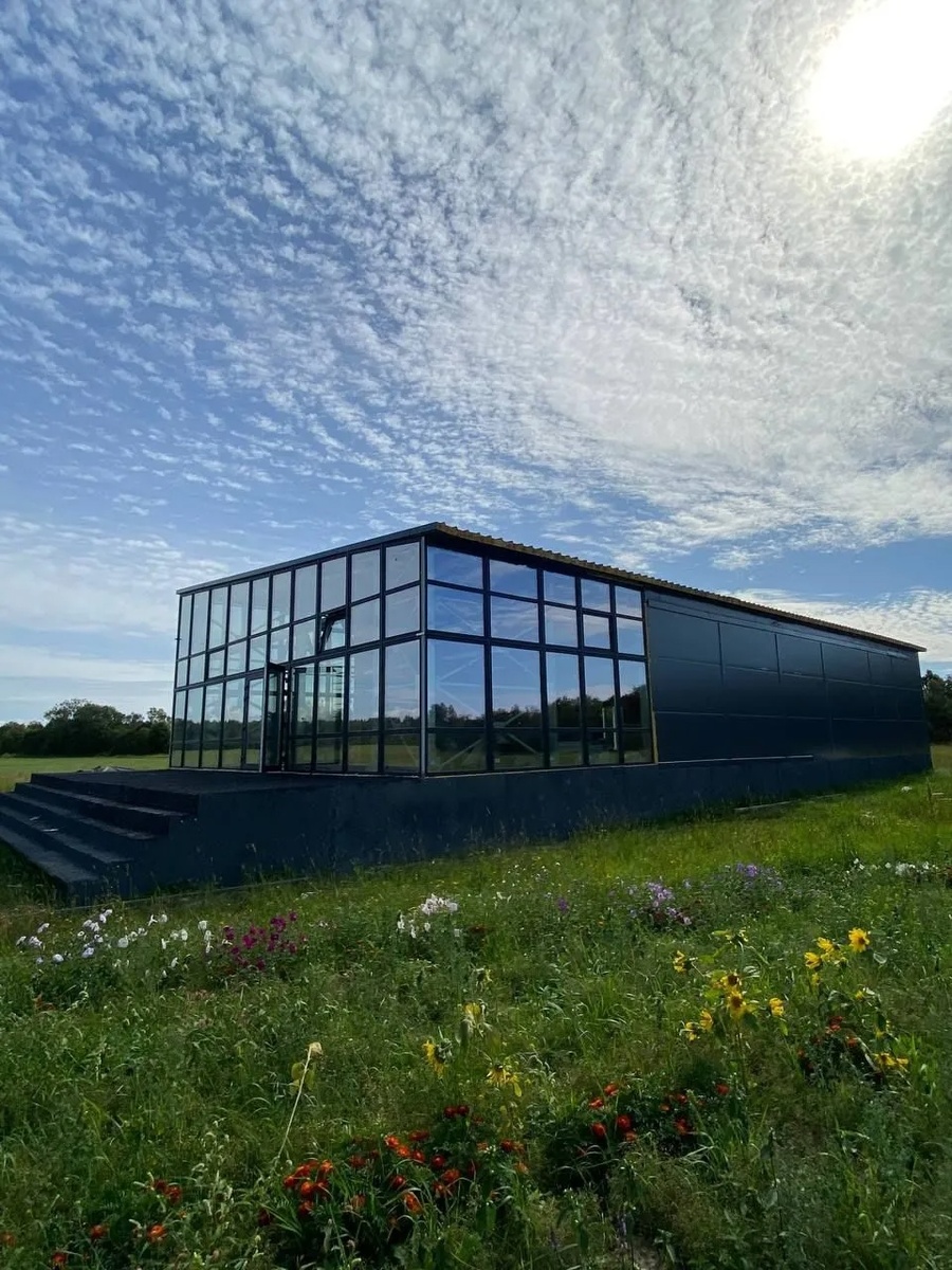 Листайте вправо, чтобы увидеть больше изображений