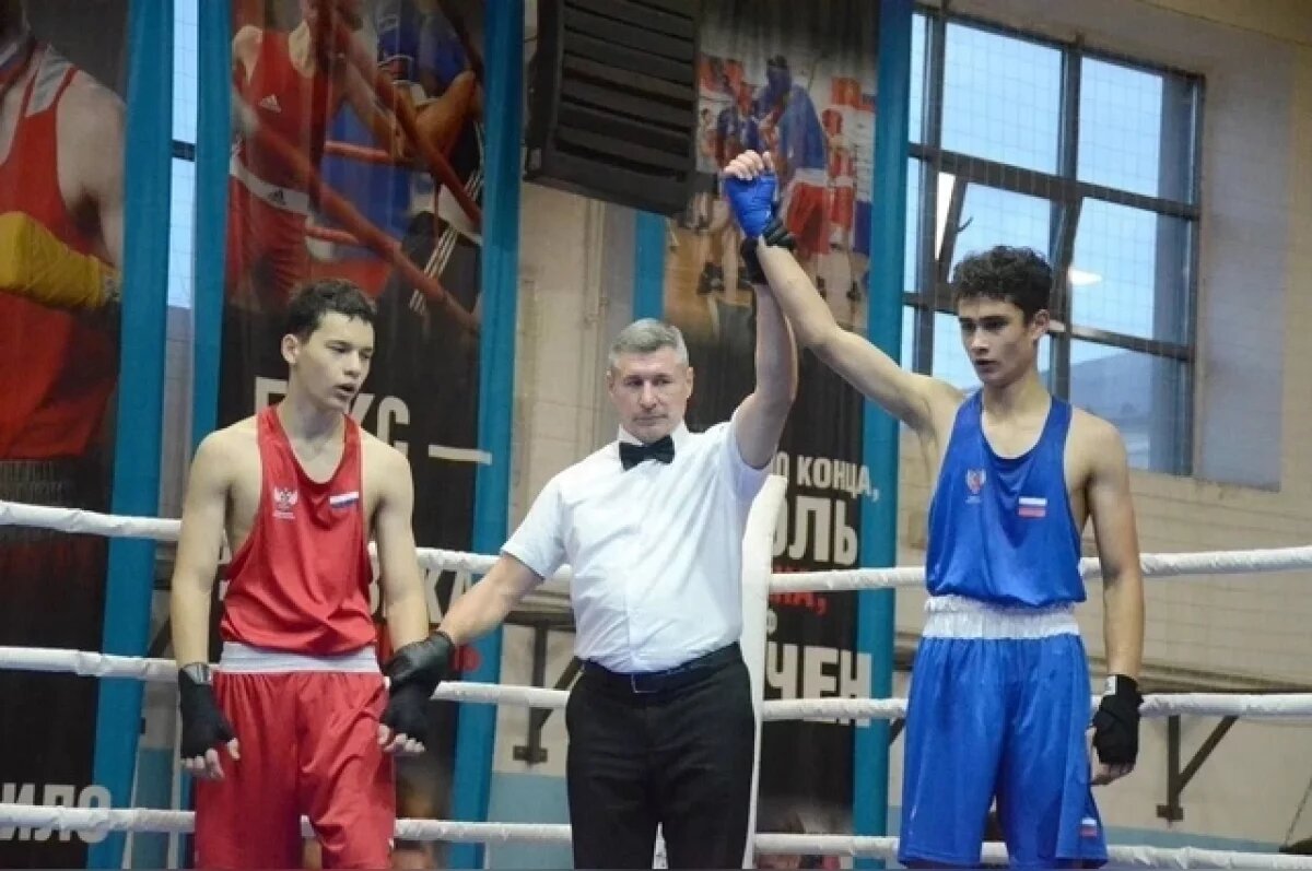    В Оренбурге стартовал 27-й турнир по боксу памяти Владимира Чернышева