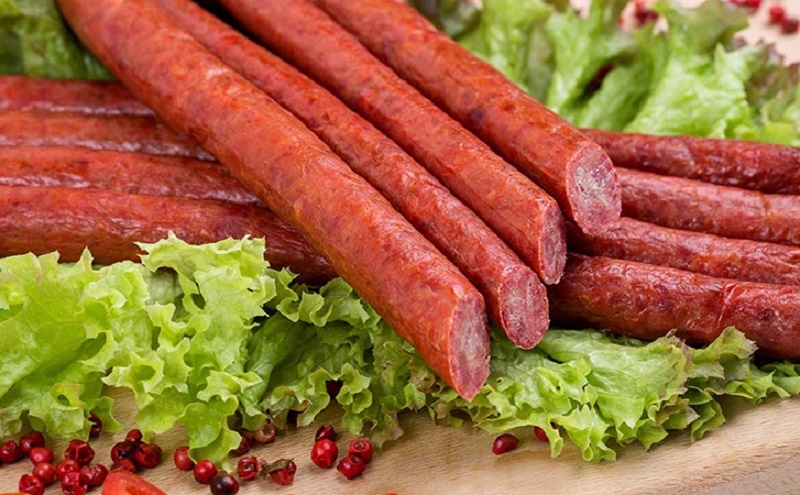 Готовим идеальные охотничьи колбаски без лишних сложностей