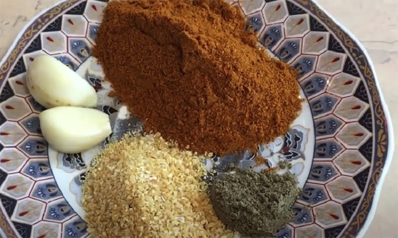 Готовим идеальные охотничьи колбаски без лишних сложностей