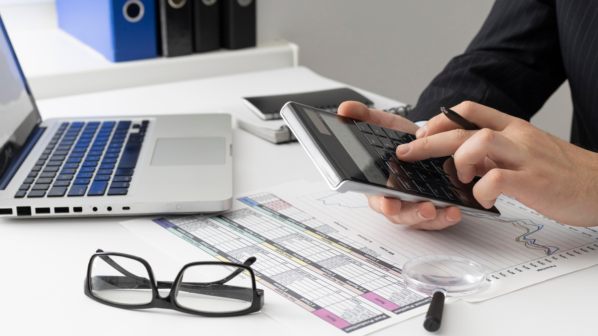    Встроенные в алгоритм помощники позволят избежать ошибок и некорректных данных