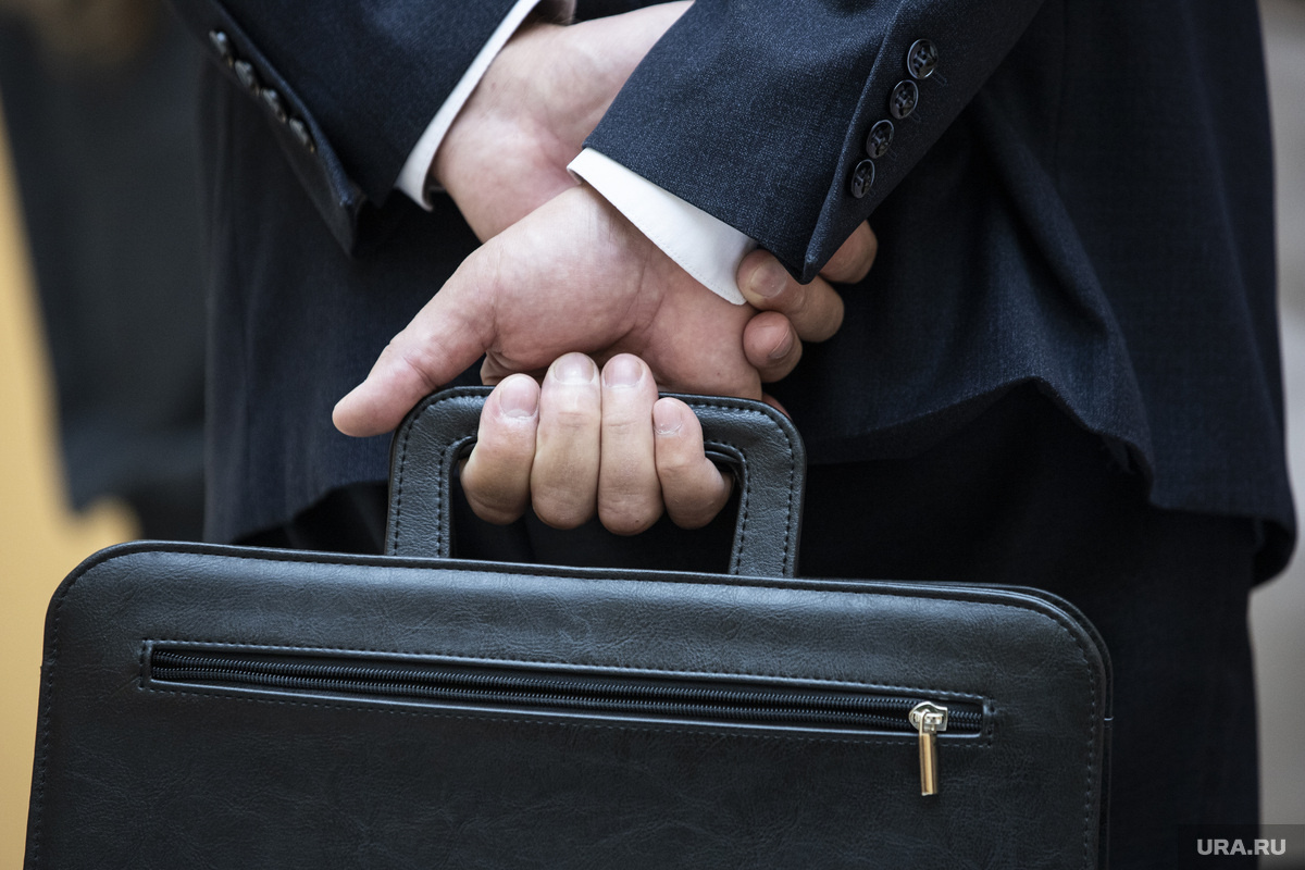 К 55-60 годам у человека развивается стратегическое мышление, поэтому именно в таком возрасте люди занимают главные посты в политике и бизнесе. Фото: Размик Закарян © URA.RU