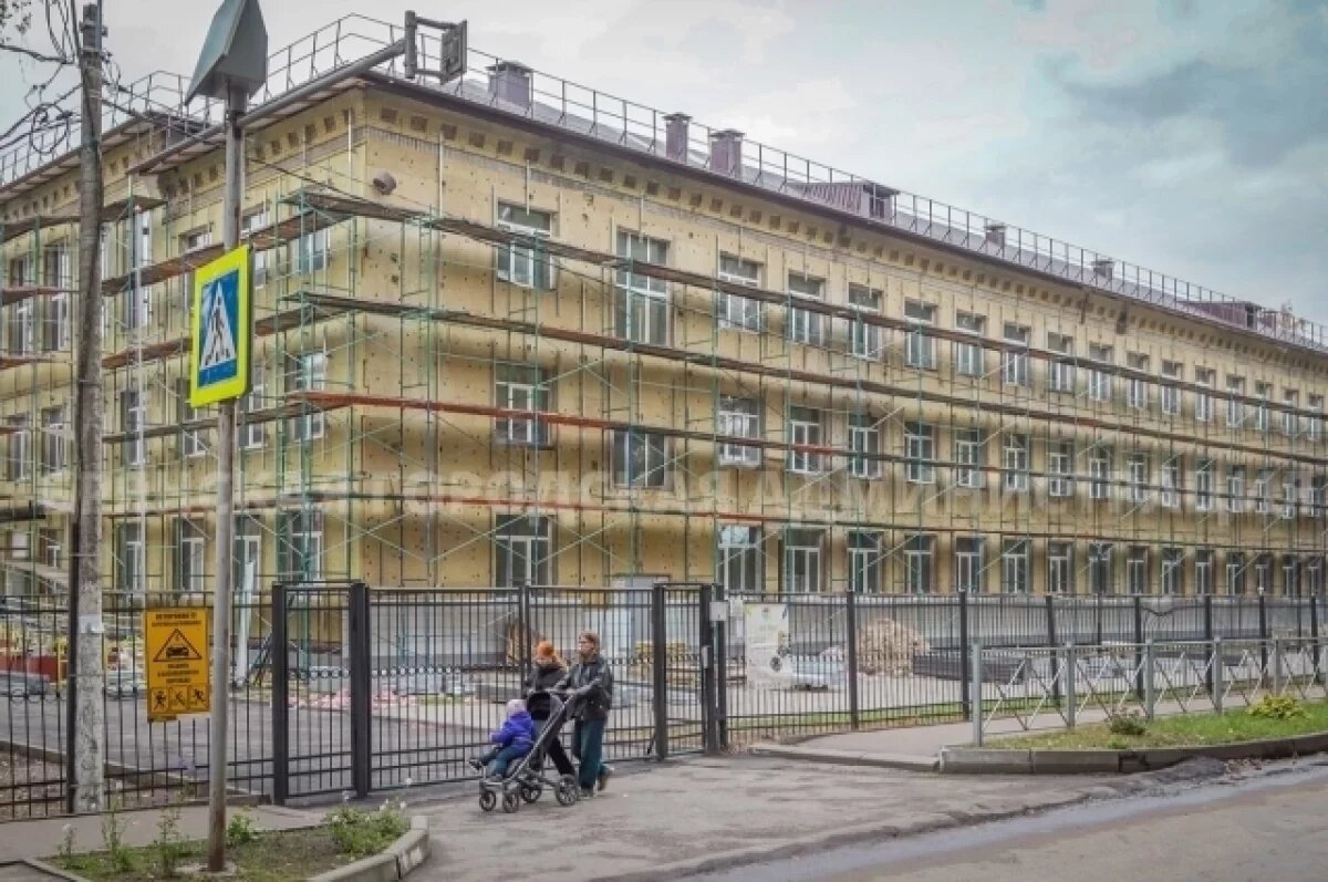    Капитальный ремонт школы №42 в Брянске продолжает новый подрядчик