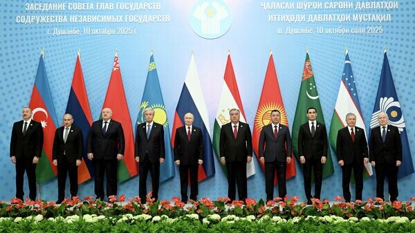    © Пресс-служба президента КР / Султан Досалиев