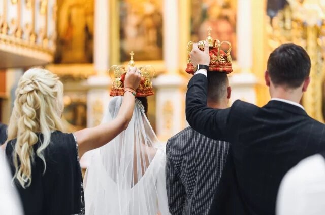    В какие дни нельзя венчаться?