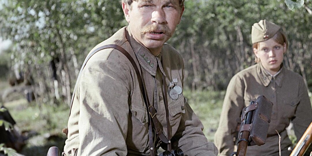 Андрей Мартынов: жизнь и слёзы старшины Васкова