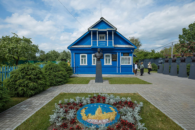 Подарок ко Дню отца от Ржевского филиала Музея Победы