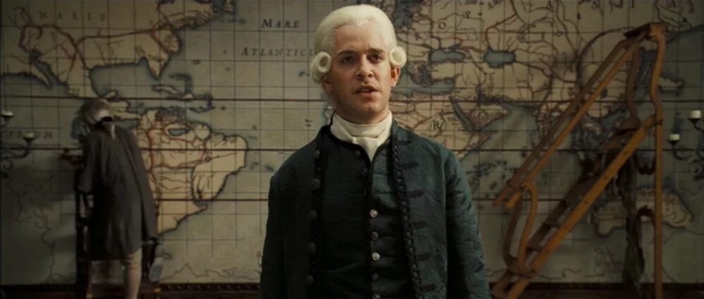 Кадр из х/ф "Пираты Карибского моря". Лорд Беккет - глава Ост-Индской кампании. 