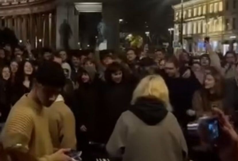     / Источник: Кадр из видео