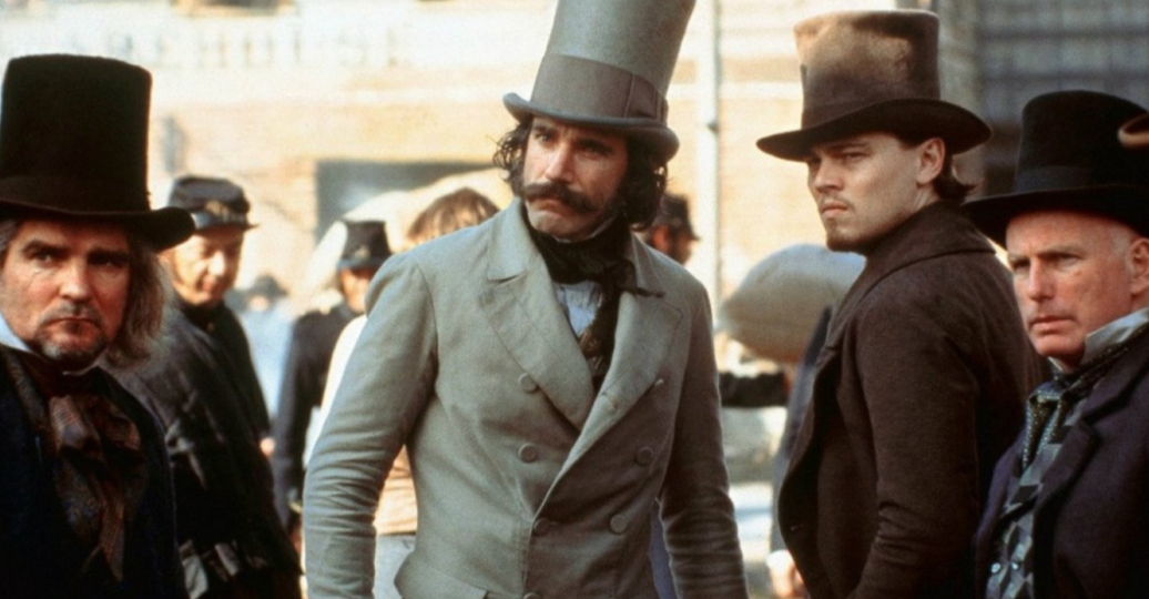 Почему мужчины резко перестали носить шляпы цилиндры, хотя раньше без нее даже из дома не выходили?