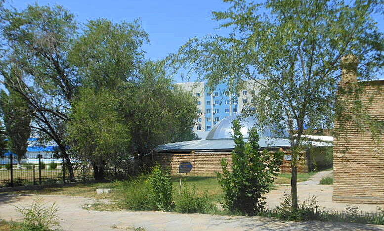 Средневековая мечеть 9-12 вв., Тараз, 22.07.2012 г.