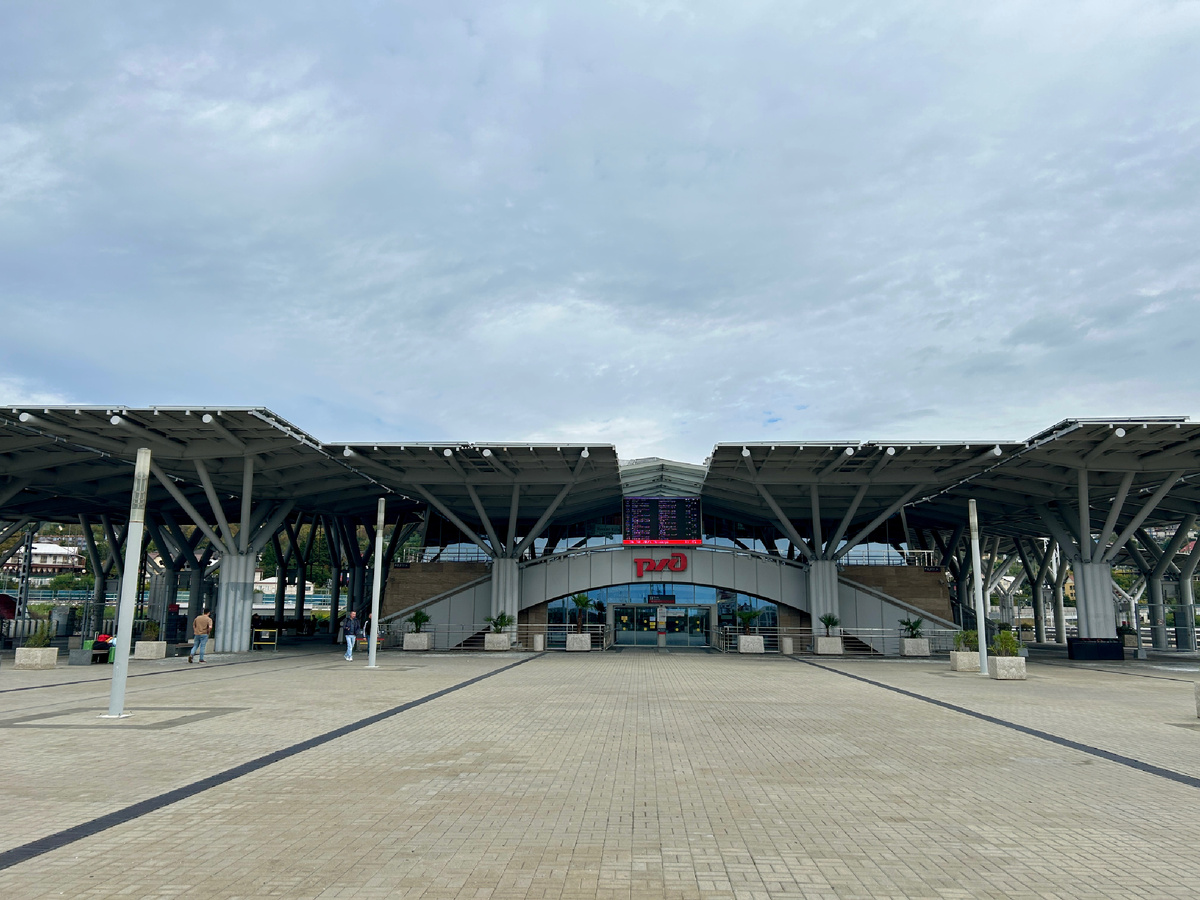 Здание вокзала 