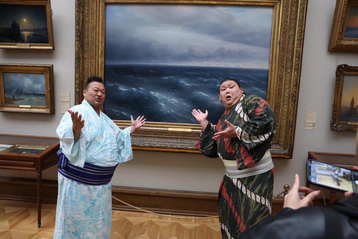 Айвазовский покорил сумоистов с одного взгляда @Елена Купцова / Гвзета Metr