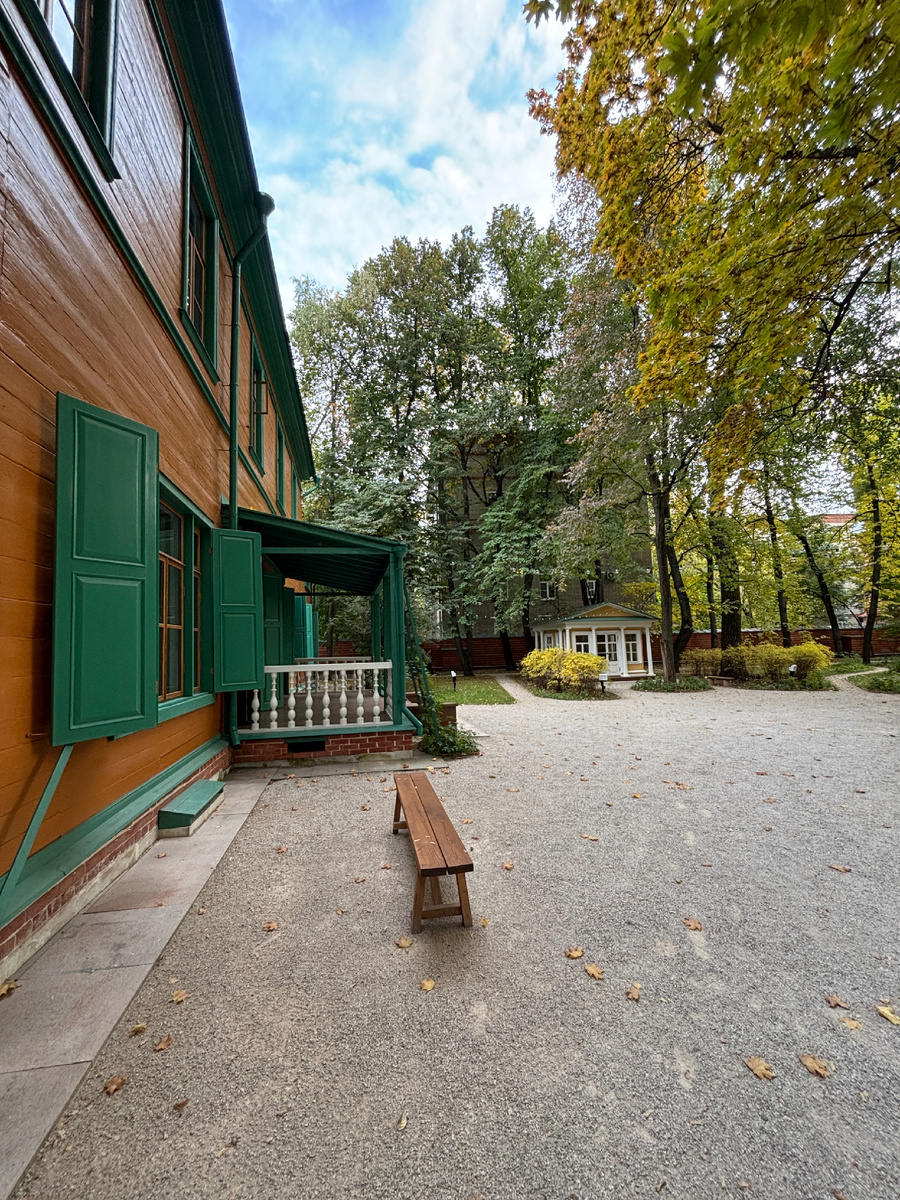 Фото автора. Нам ещё невероятно повезло с погодой, смогли в полной мере насладиться прогулкой. Больше теплых выходных не было…