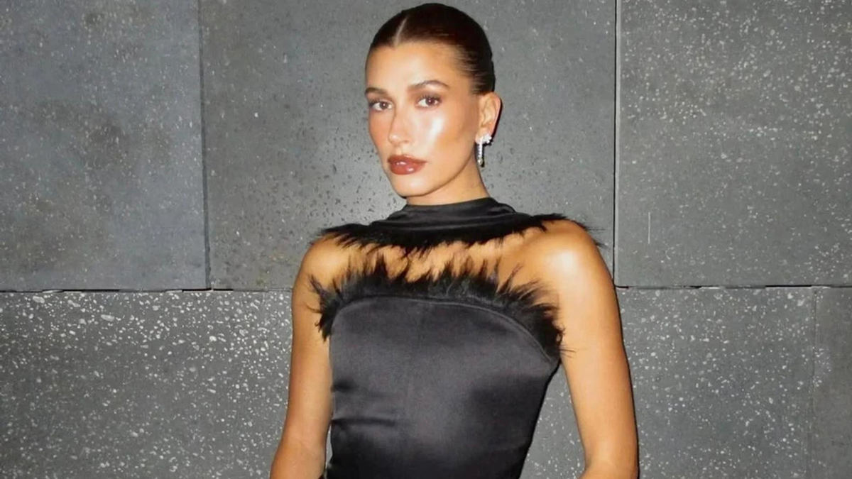    Хейли Бибер. Фото: Instagram (Запрещён в РФ) @haileybieber