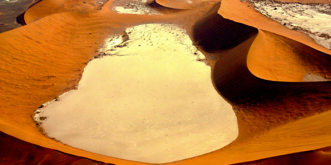 Над огненными дюнами: как мы покоряли древнюю пустыню Намиб