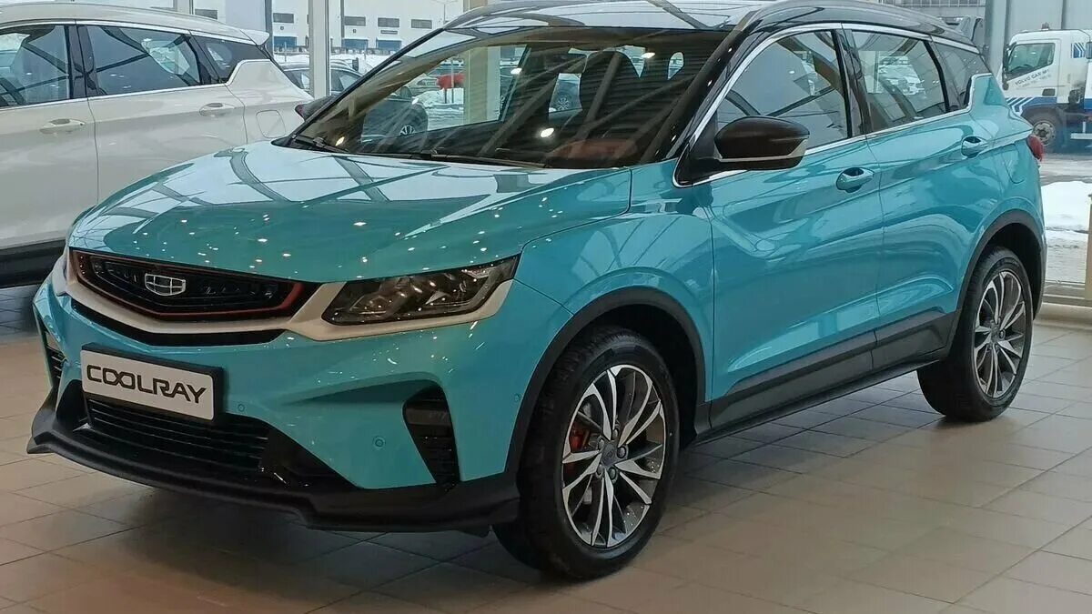 Дорестайленговая модель Geely Coolrey