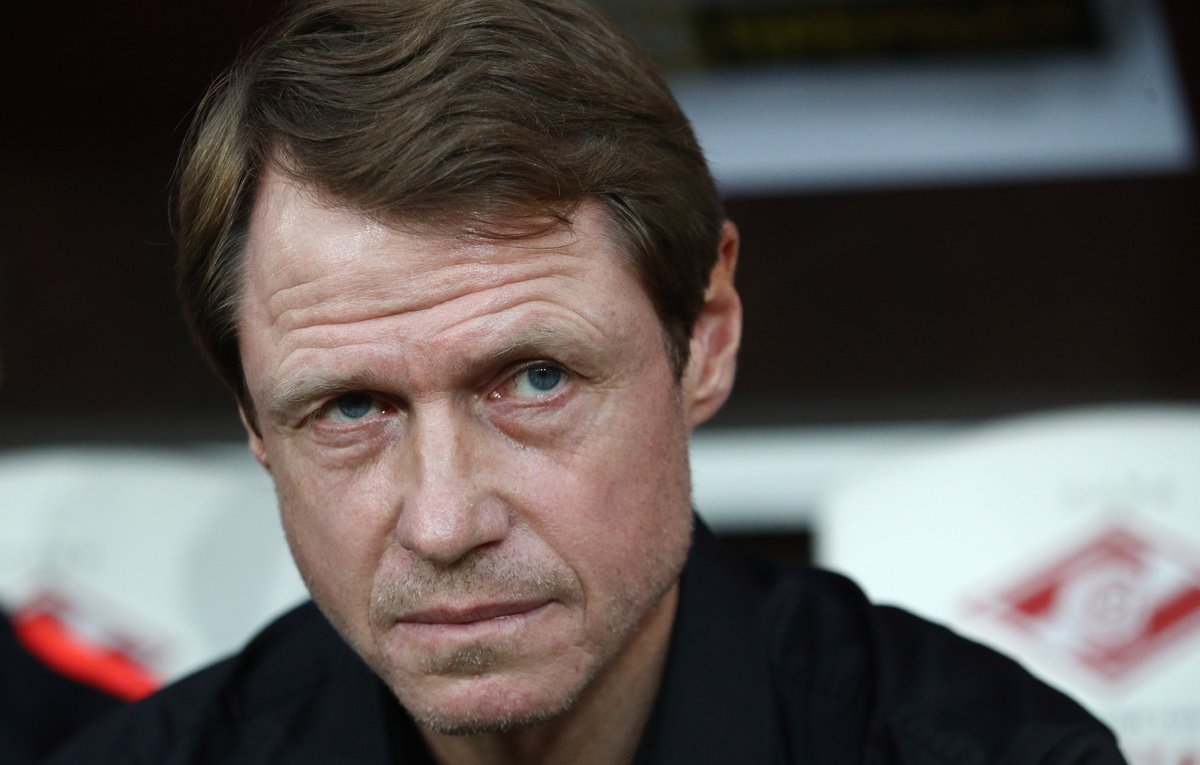    Главный тренер "Торпедо" Олег Кононов  Сергей Бобылев/ТАСС