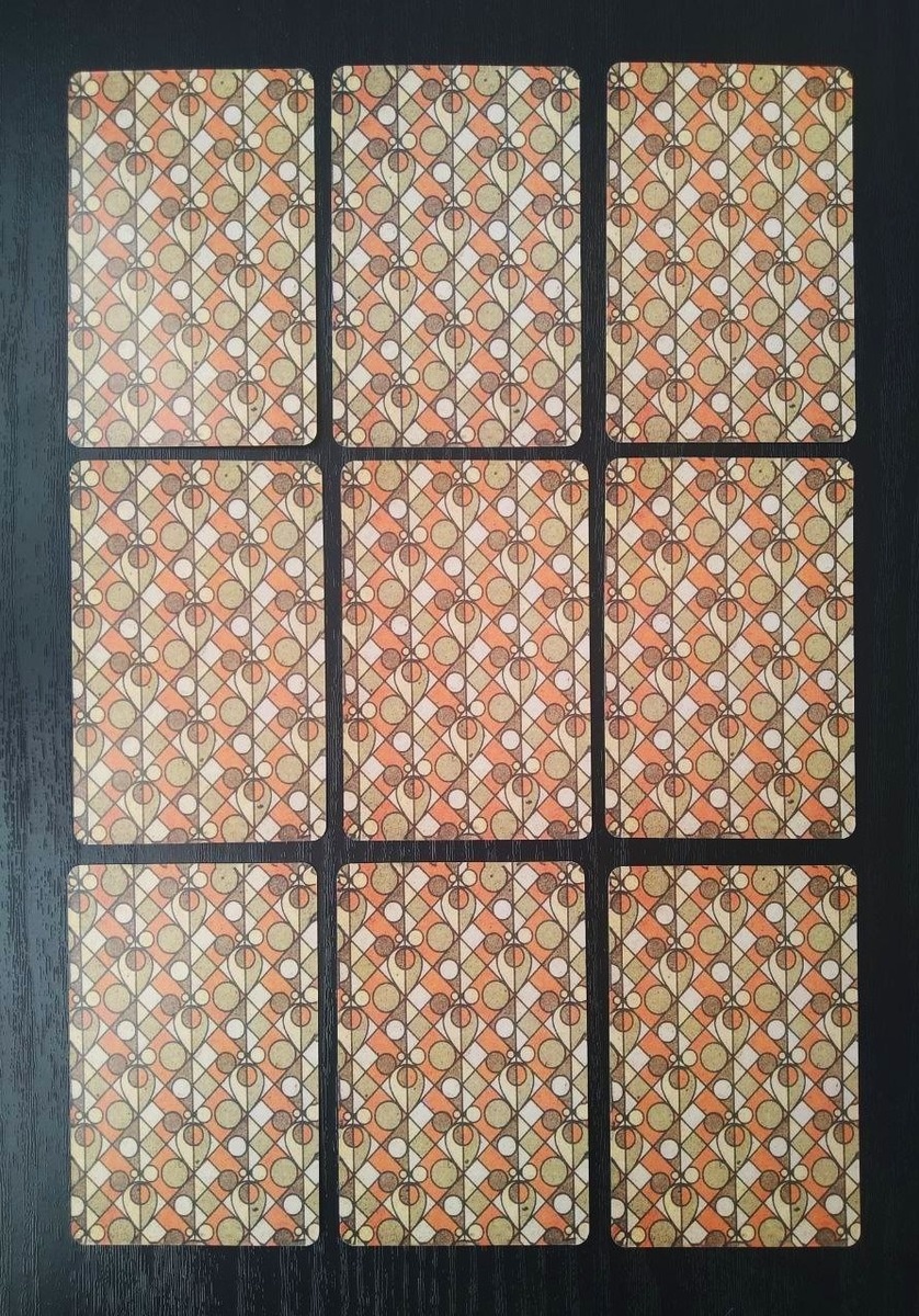 Счёт идёт слева направо сверху вниз 