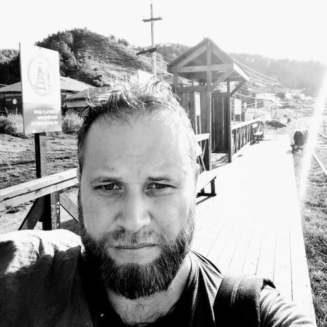    Военкор РИА Новости Иван Зуев погиб в результате атаки дрона ВСУ