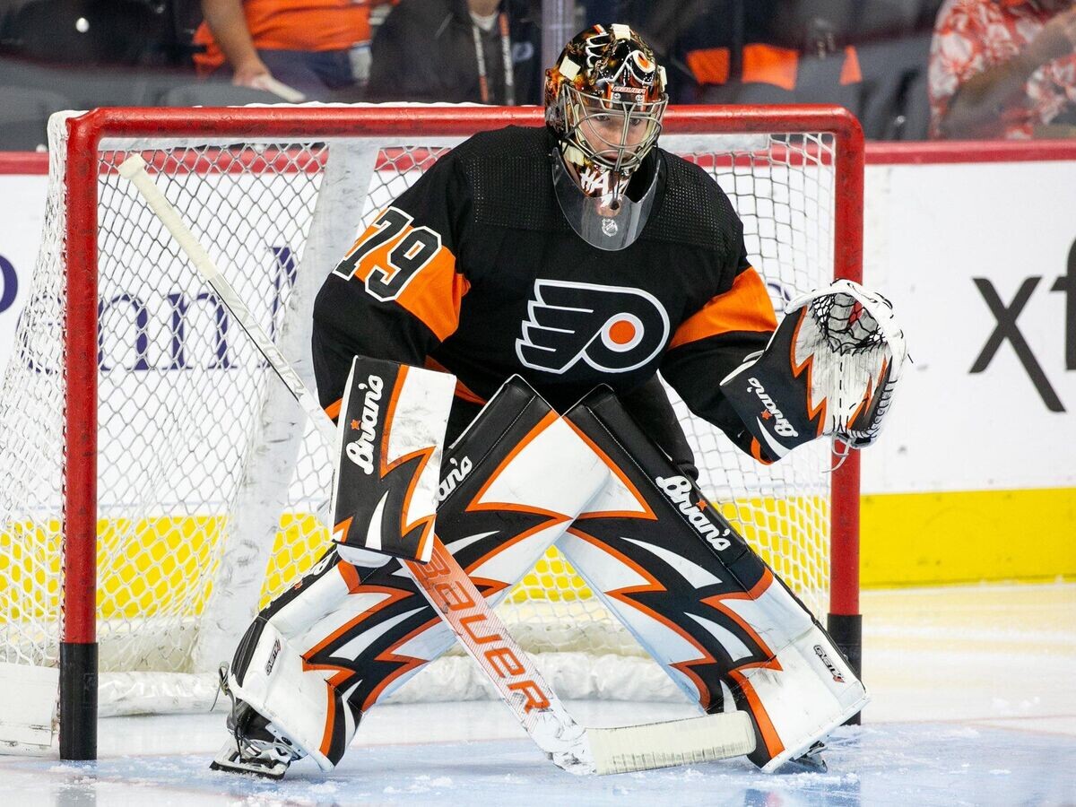    Вратарь "Филадельфии Флайерз" Картер Харт в матче НХЛ© пресс-служба клуба "Филадельфия Флайерз"
