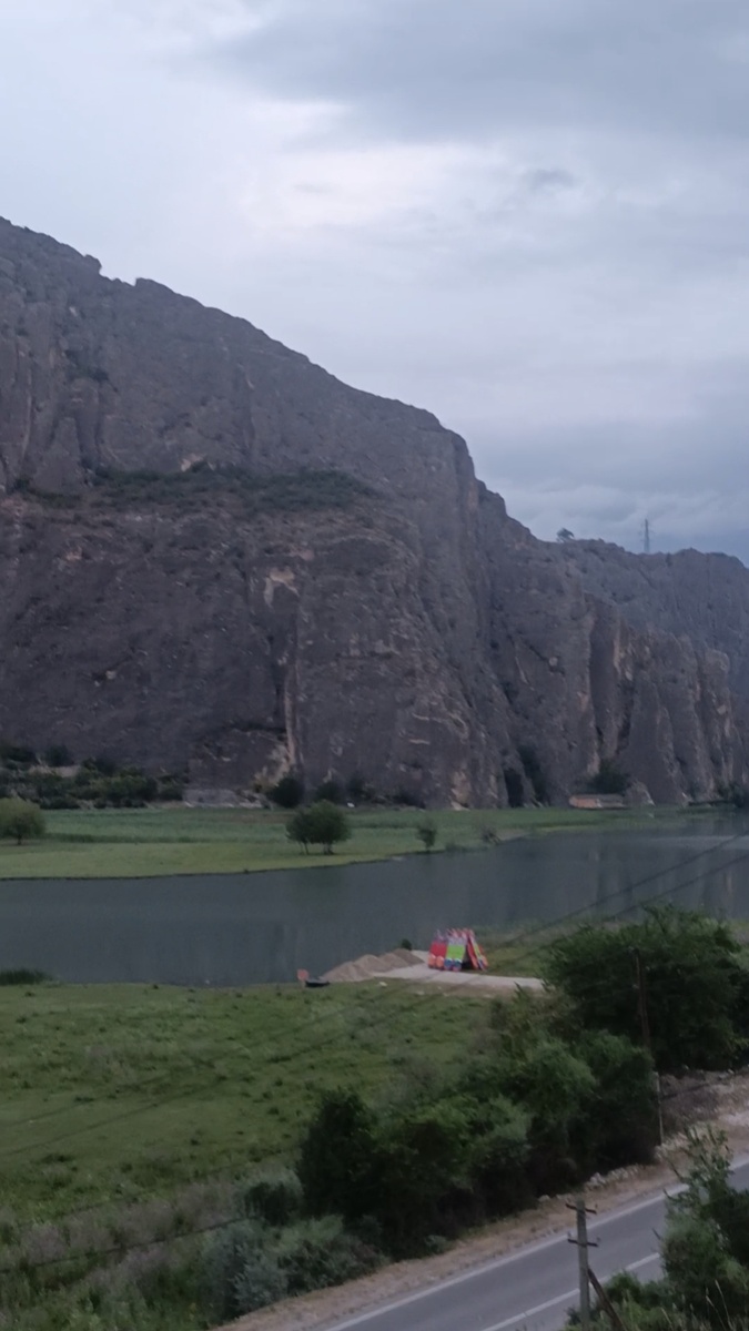 Утром так тихо и поют птицы