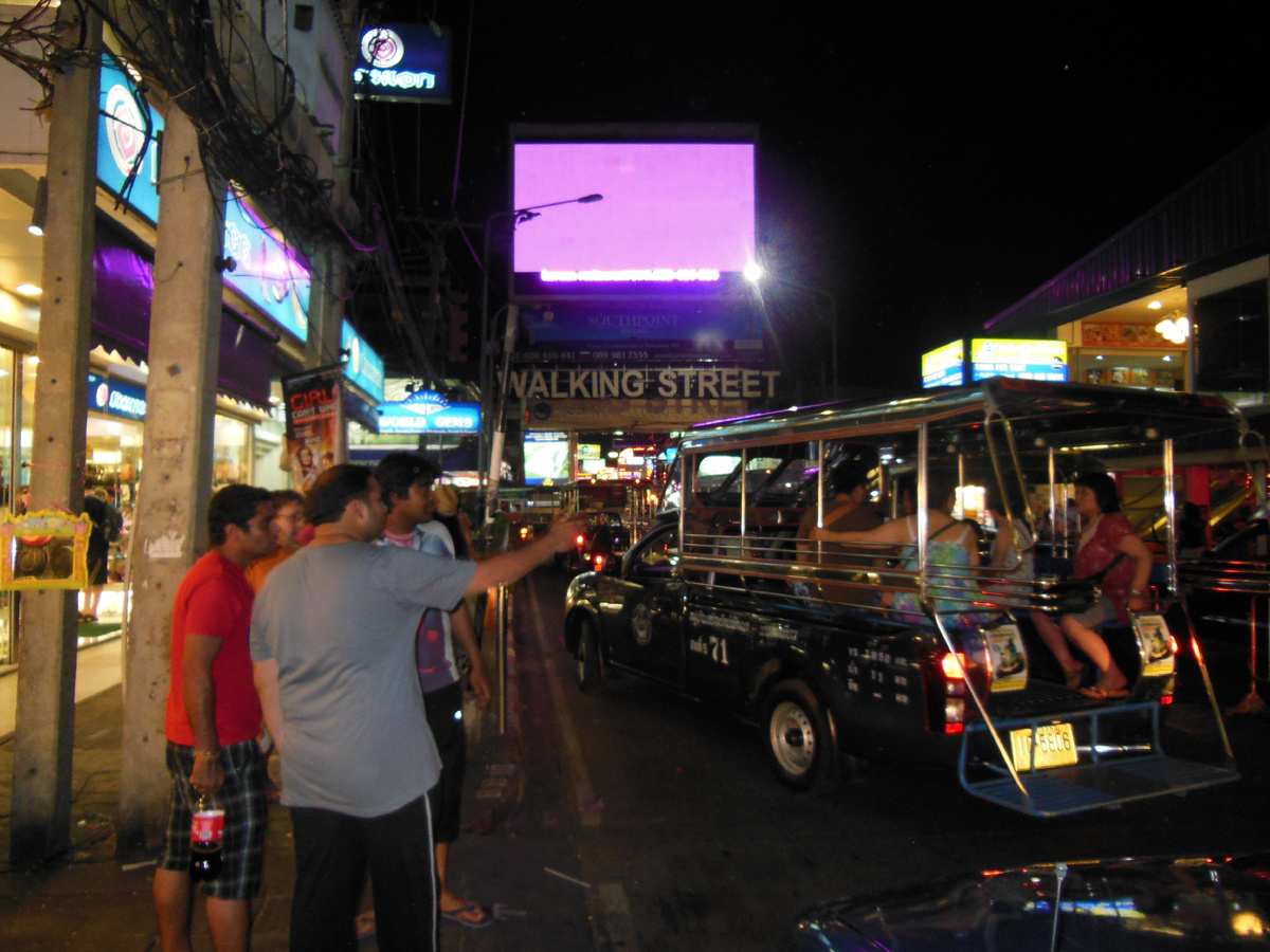 "Народ к разврату готов!" (из х.ф. "Калина красная")