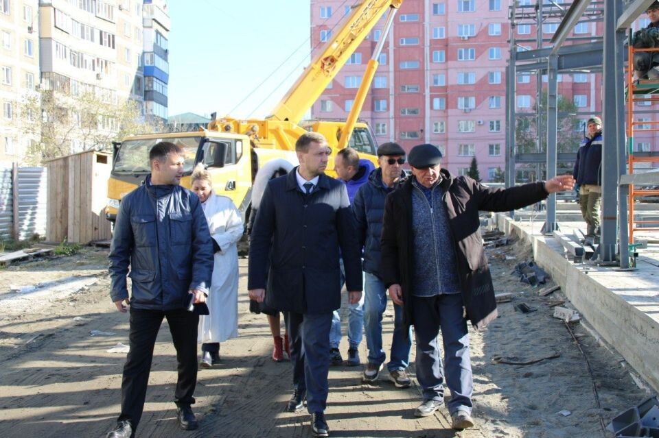    Как идет строительство модульного бассейна в Бийске. Источник: t.me/shchigrev_bsk