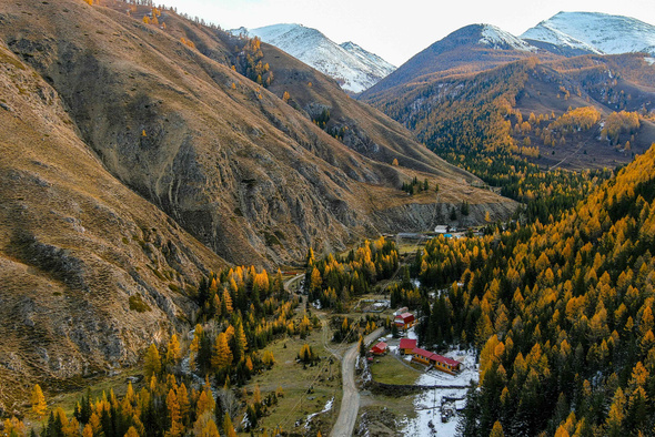 Республика Алтай, вид на горы около села Акташ в Кош-Агачском районе. Кирилл Кухмарь/ТАСС