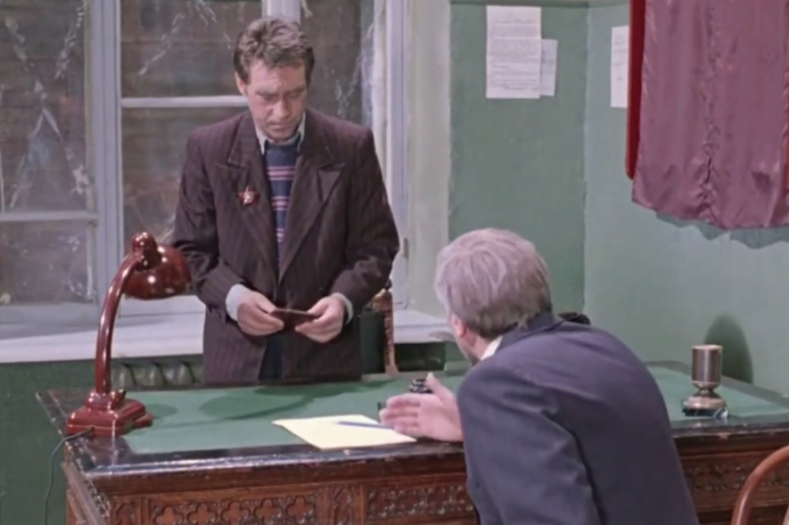 Фрагмент из фильма «Место встречи изменить нельзя» (реж. Станислав Говорухин), СССР, 1979 г.