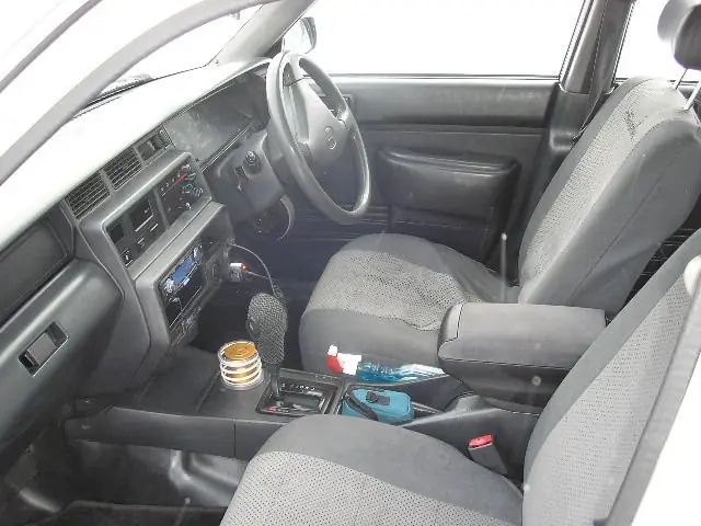 Передний ряд сидений