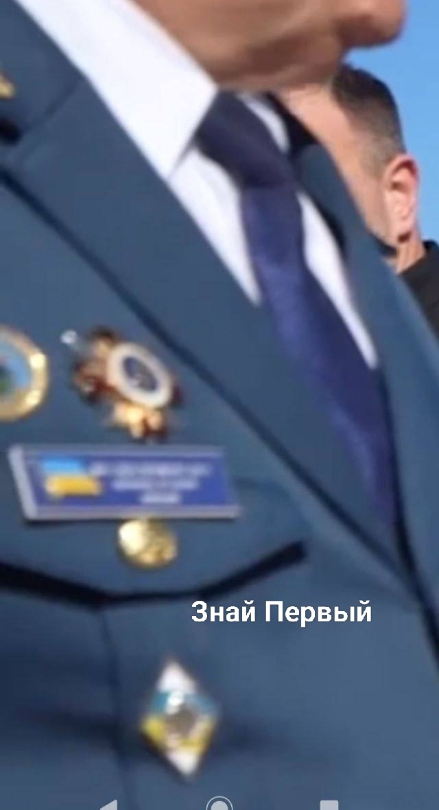 Крупным планом - пилот, заслуженый.