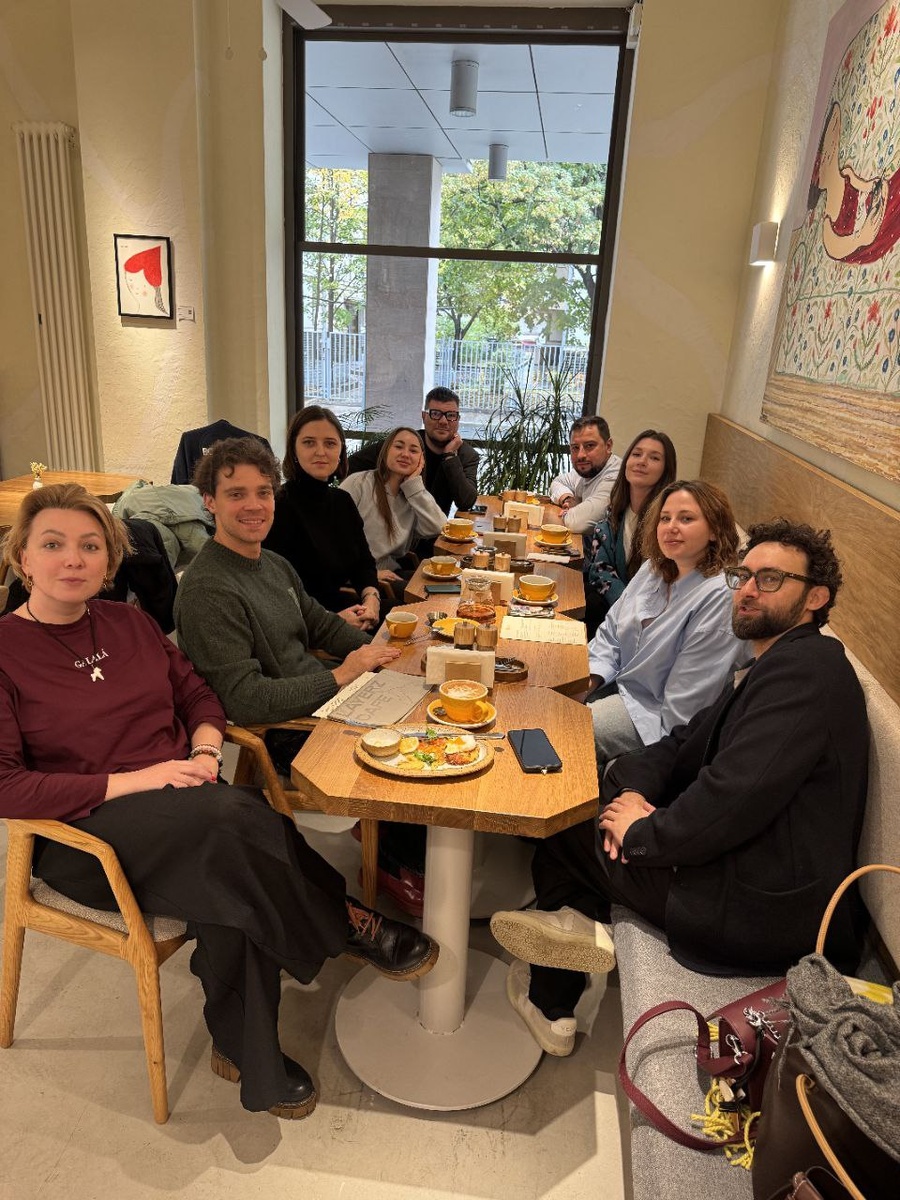 Вот один из завтраков, который я полюбила и хотела бы посещать чаще — завтрак от Марком Клаб. 