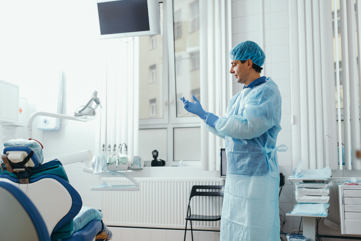 Фотография взята с сайта стоматологии Дмитрович Фэмили https://www.dmitrovich.ru/