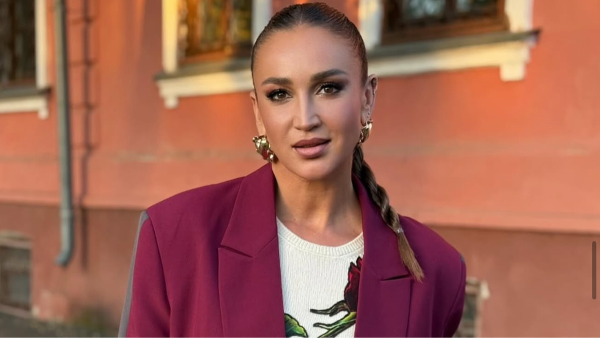    Ольга Бузова. Фото: Instagram (Запрещён в РФ) @buzova86