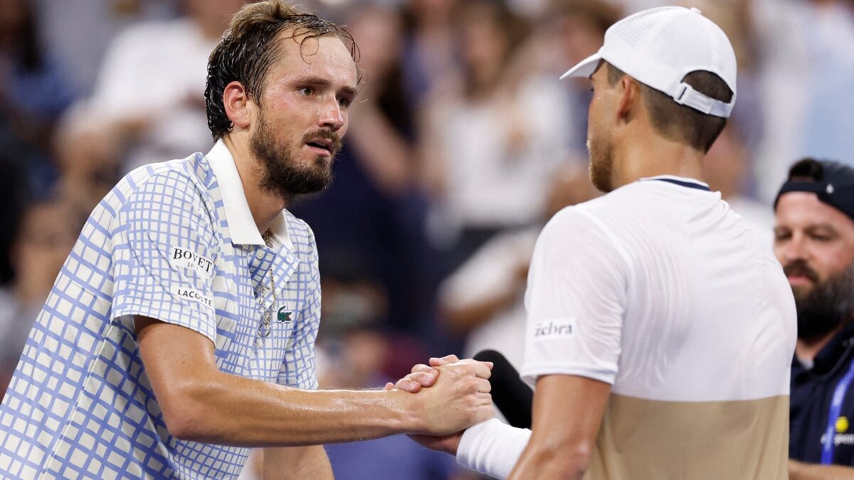    Даниил Медведев скандально проиграл французу в матче первого круга US Open-2025. Фото: REUTERS
