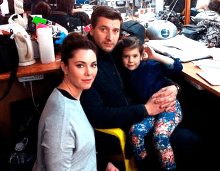 Янина Соколовская и Александр Устюгов с дочерью