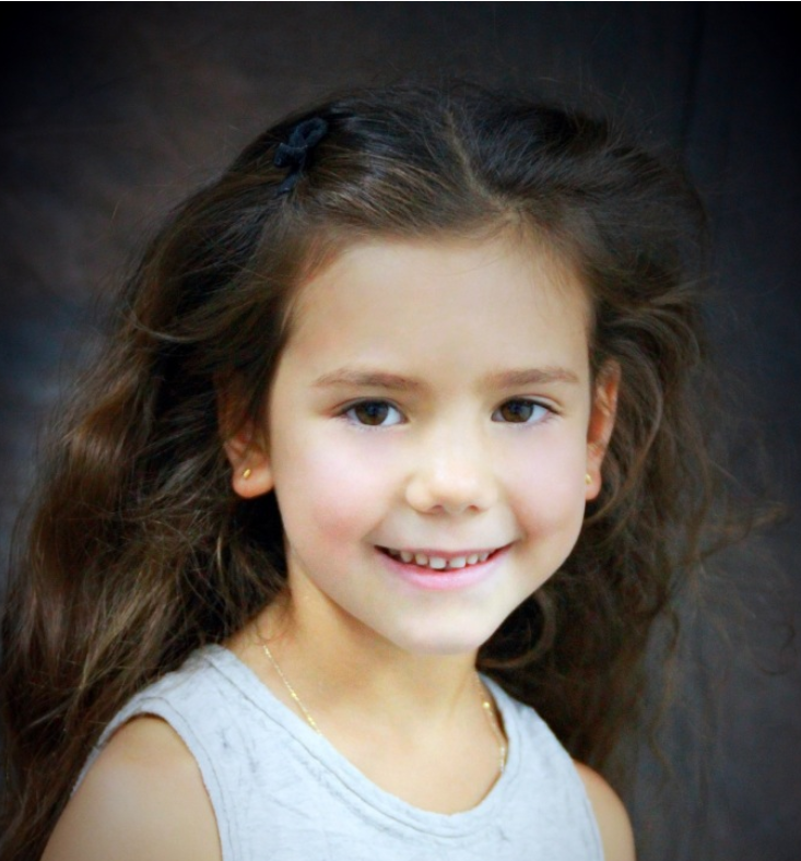 Евгения Устюгова в детстве