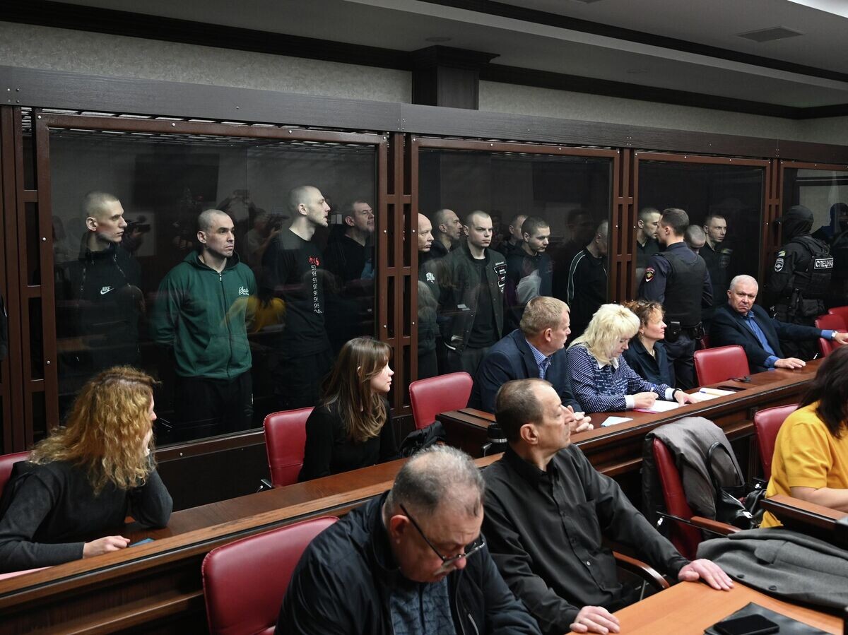    Члены запрещенного в РФ националистического батальона "Айдар"* во время оглашения приговора на заседании суда в Южном окружном военном суде в Ростове-на-Дону© РИА Новости / Сергей Пивоваров