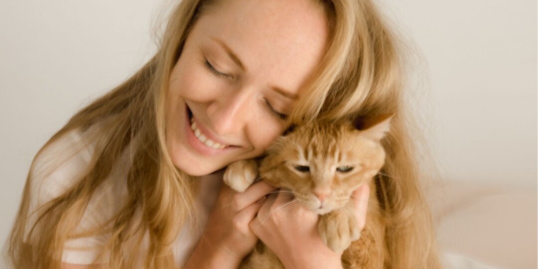 Это испытание для кошки: ветеринар назвал опасную привычку любящих хозяев