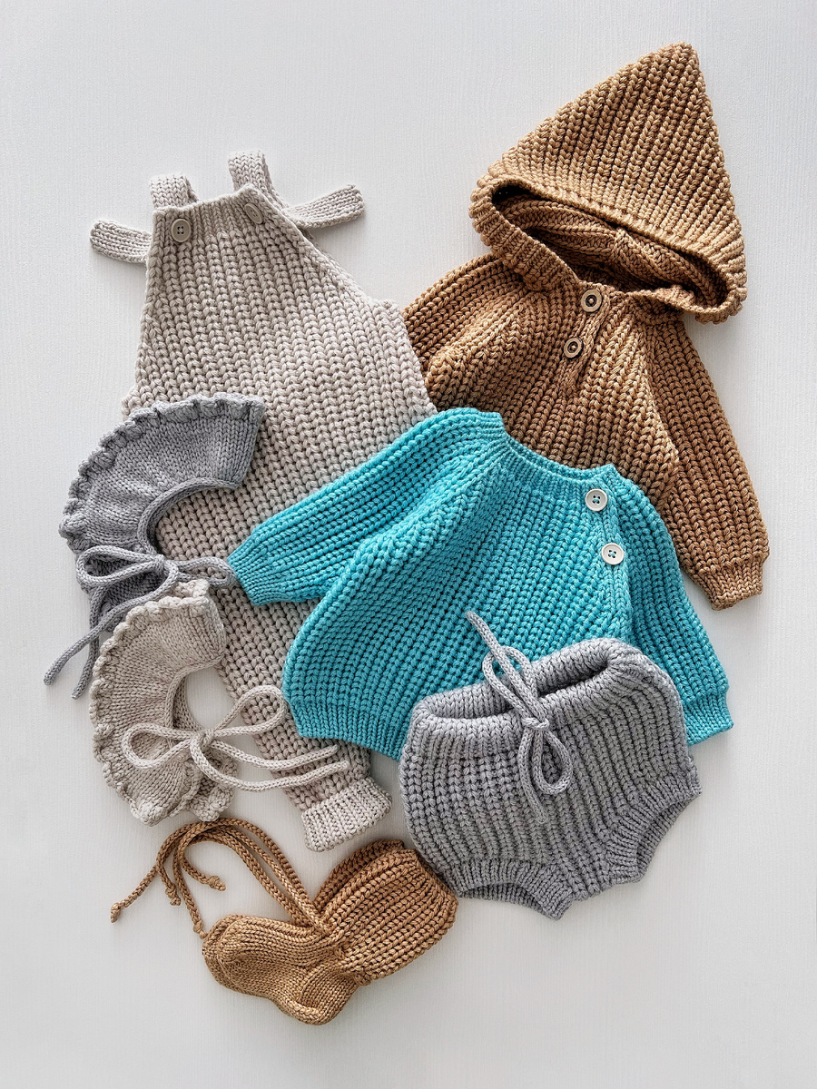 Комплект Cozy props. Воротнички на фото в комплект описаний не входят