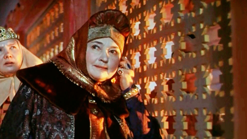 Ольга Викландт в фильме "Сказке о царе Салтане"