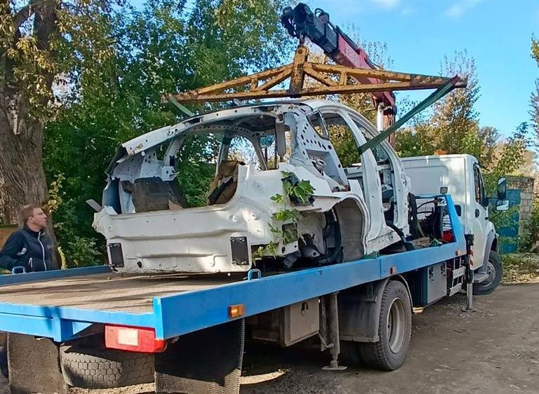     208 машин убрали с улиц Свердловского района Красноярска в 2025 году