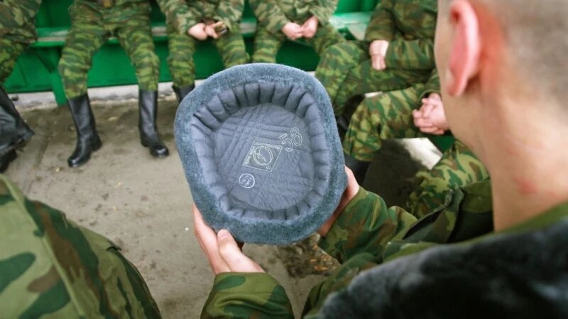     Армия. Михаил Хаустов